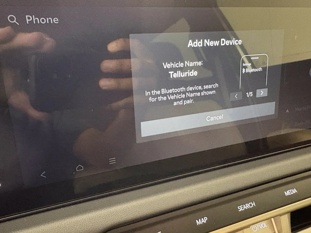 New 2027 Glacial White Pearl Kia EX image 32