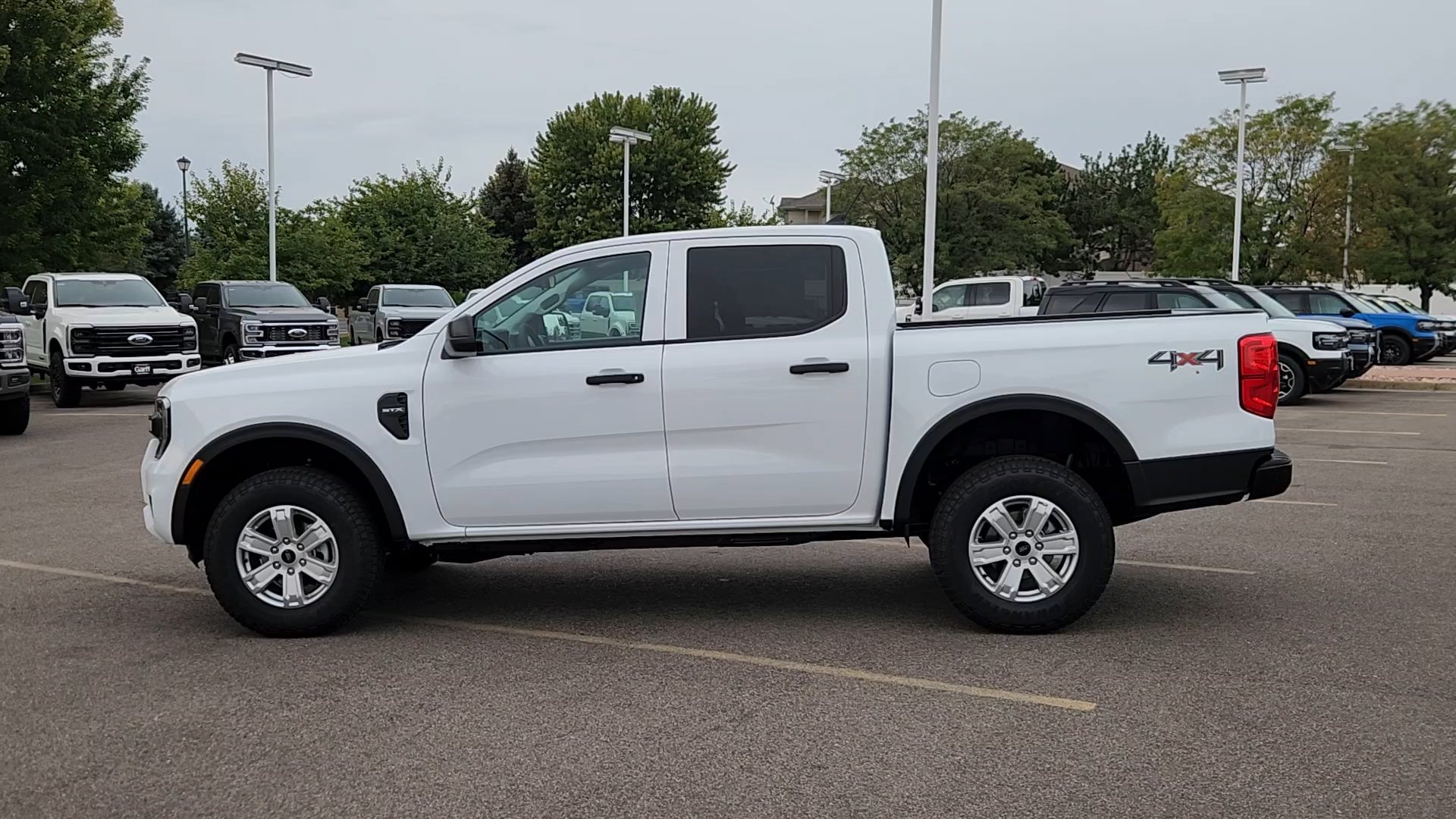 New 2026 Oxford White Ford XL image 25