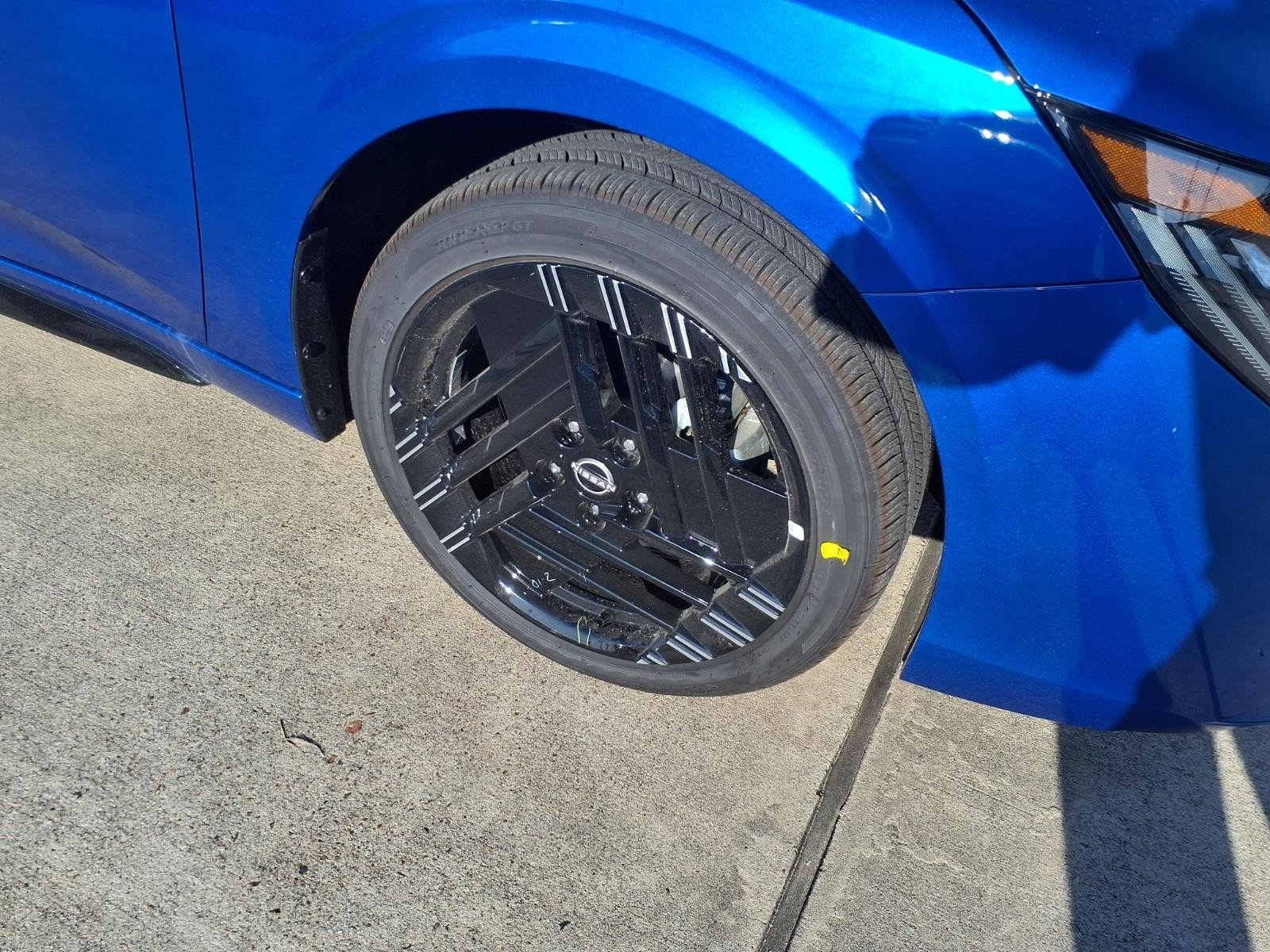 2027 Nissan Sentra photo 5 of 24