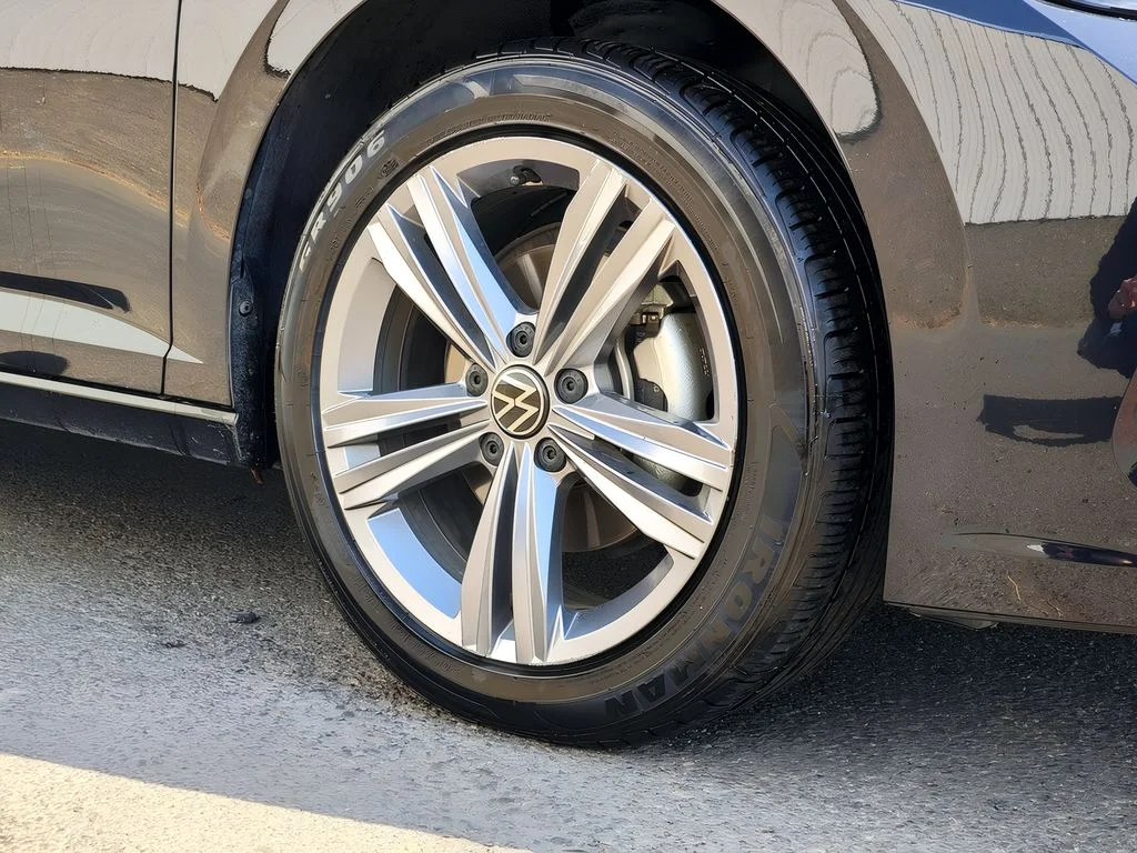 2024 Volkswagen Jetta SE - Photo 9