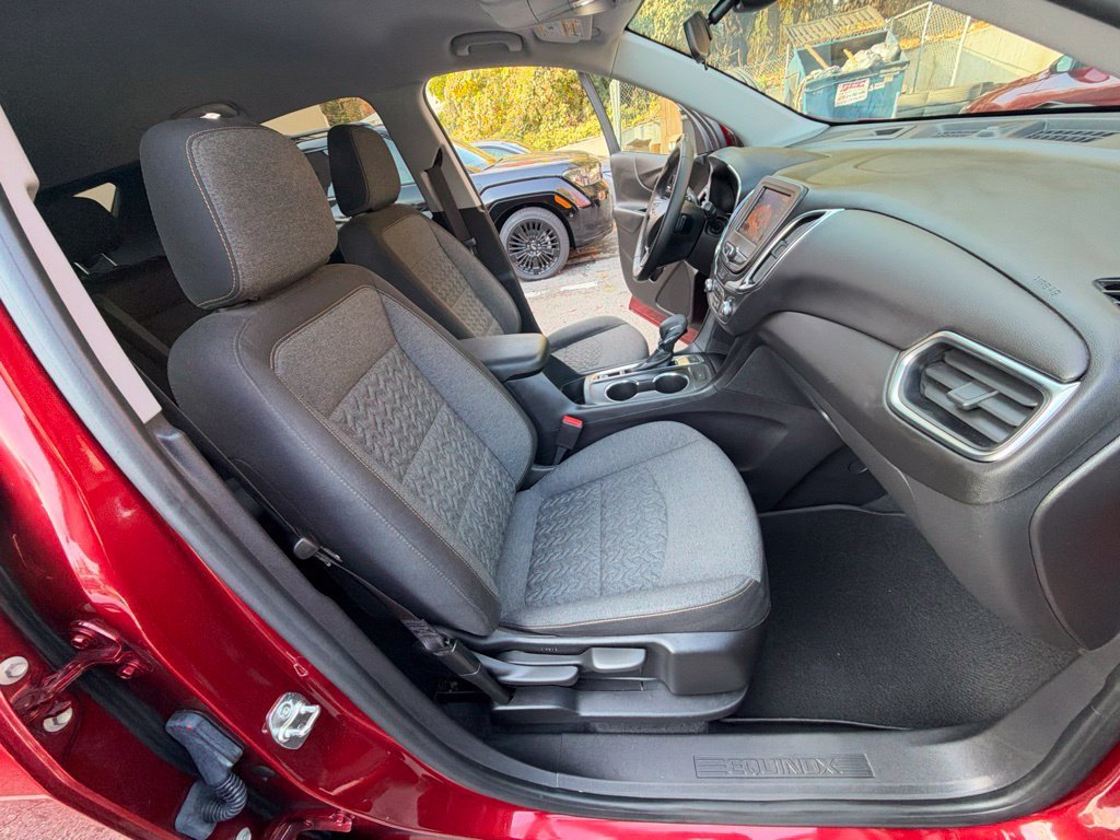 Used 2024 Red Chevrolet LT image 32