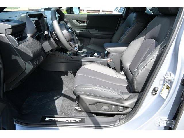 New 2026 Ice Silver Metallic Subaru Limited image 53