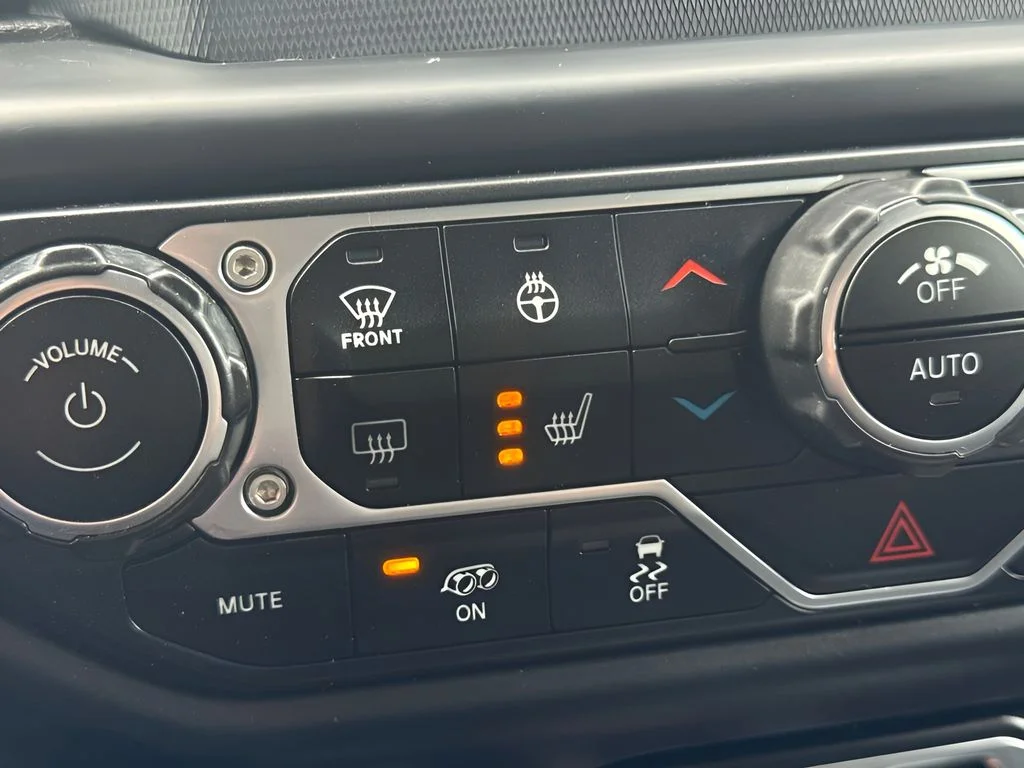 Used 2021 Gray Jeep Unlimited Rubicon 392 image 12