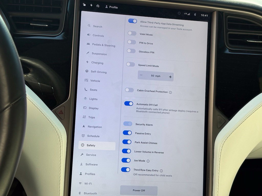 Used 2019 White Tesla Long Range image 24