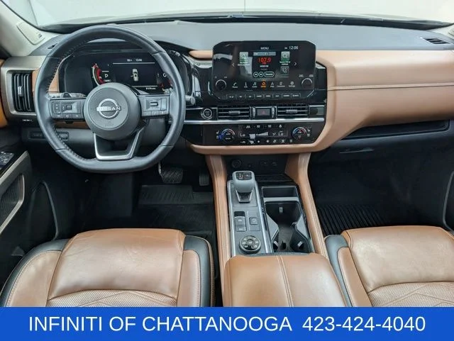 Used 2023 Black Nissan Platinum image 11