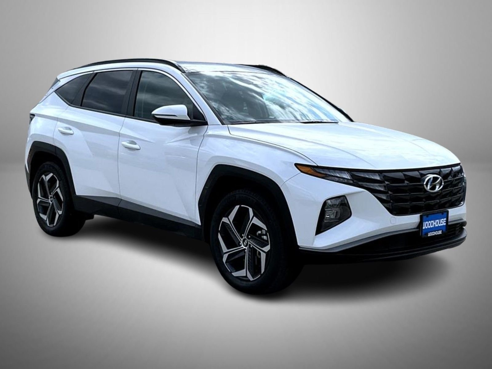 Used 2024 White Hyundai SEL Convenience image 2