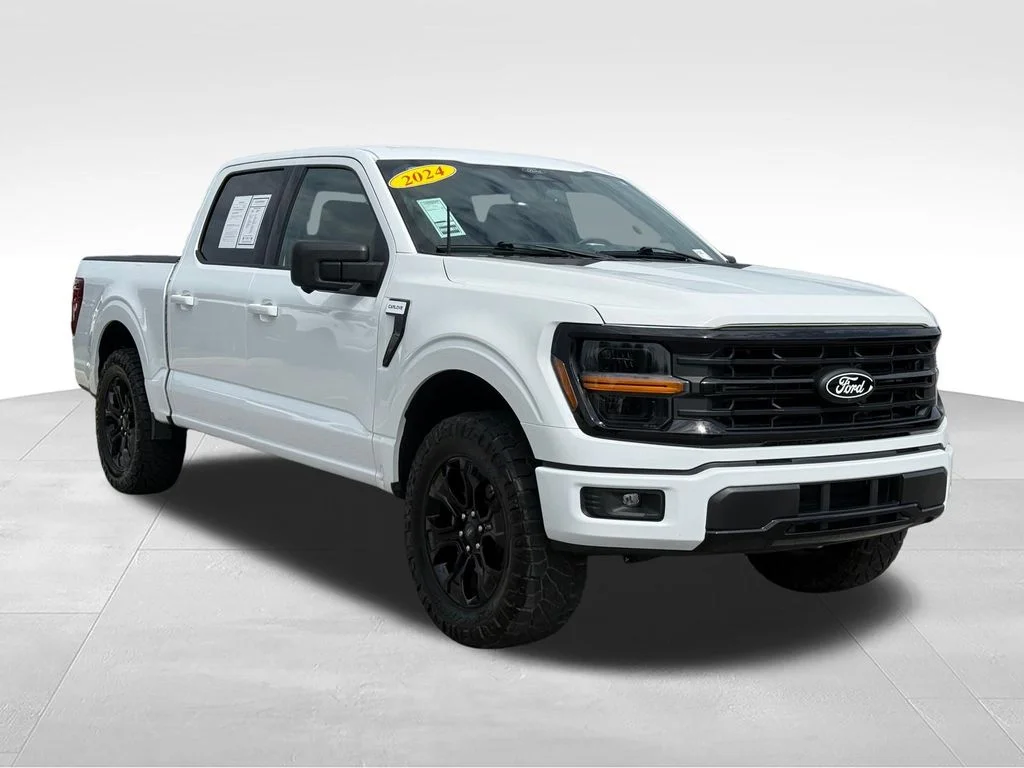 Used 2024 White Ford XLT image 28