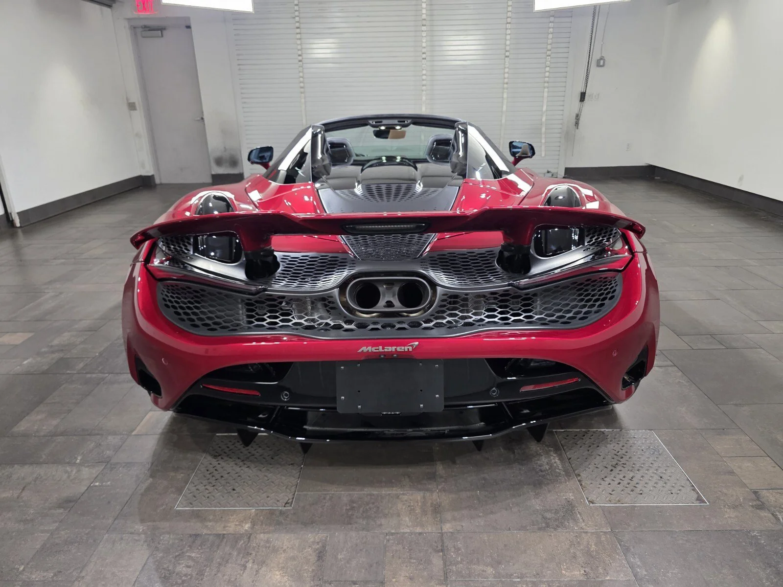 New 2027 MSO Amaranth Red McLaren Spider image 5