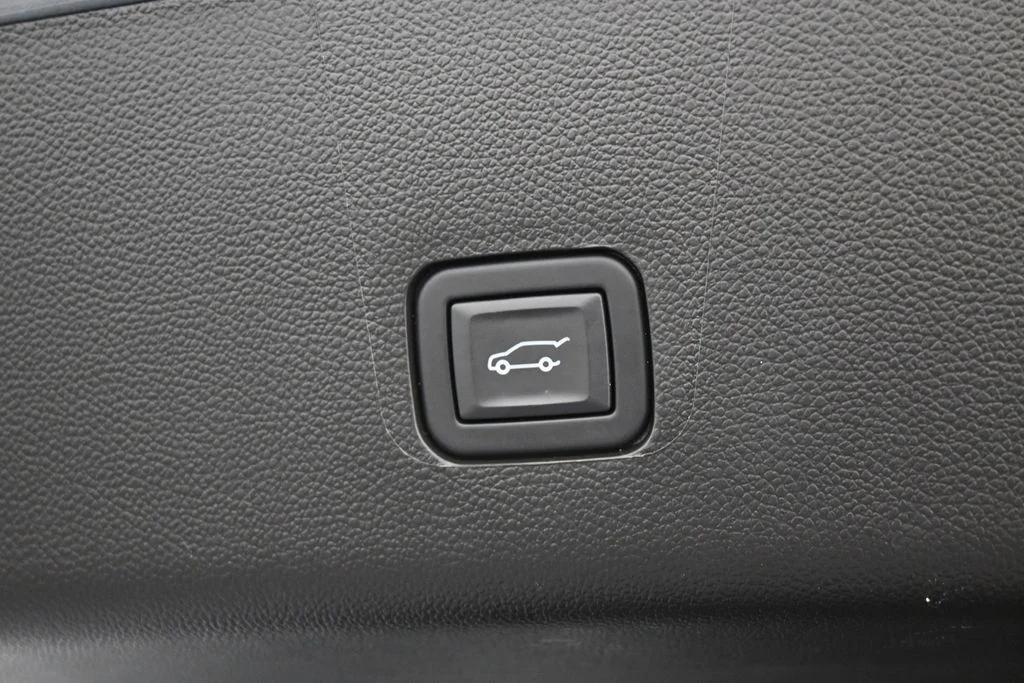 Used 2023 Sterling Gray Metallic Chevrolet LT image 36
