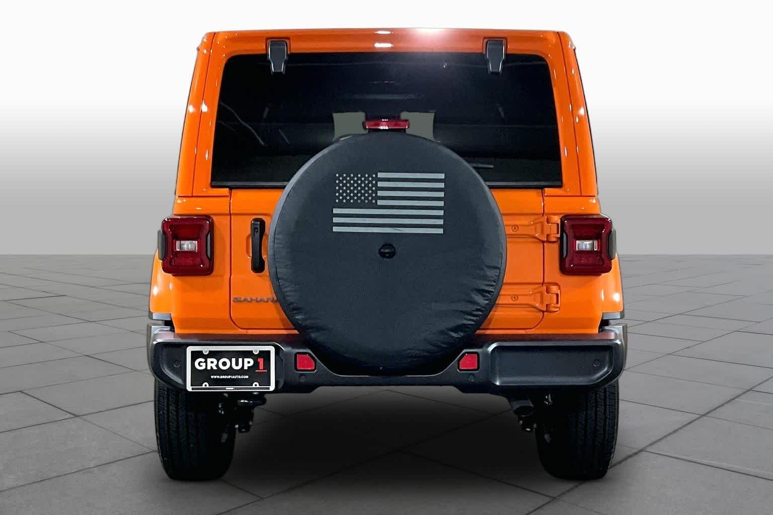 Used 2025 Joose Jeep Sahara image 4