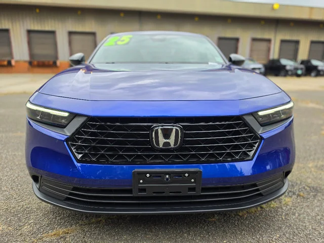 Certified Used 2025 Still Night Pearl Honda Sport image 10