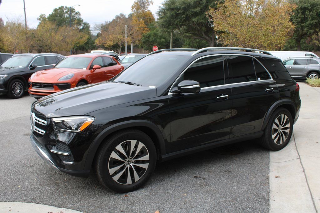 Used 2025 Black Mercedes-Benz GLE 450 image 1