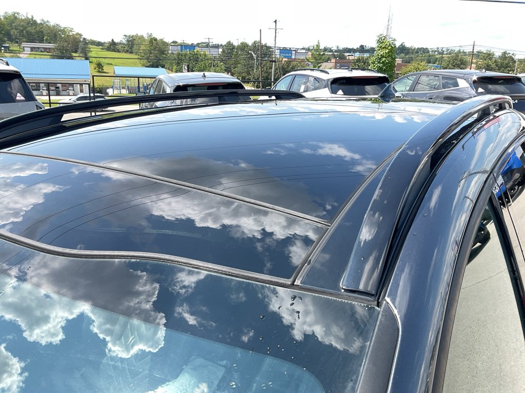 Certified Used 2024 Gravity Gray Kia X-Line image 6
