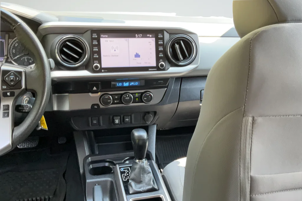 Used 2021 Gray Toyota SR5 image 16