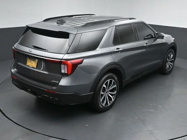 Certified Used 2025 Carbonized Gray Metallic Ford ST-Line image 48
