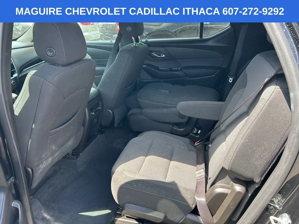 Used 2022 Black Chevrolet LT image 6