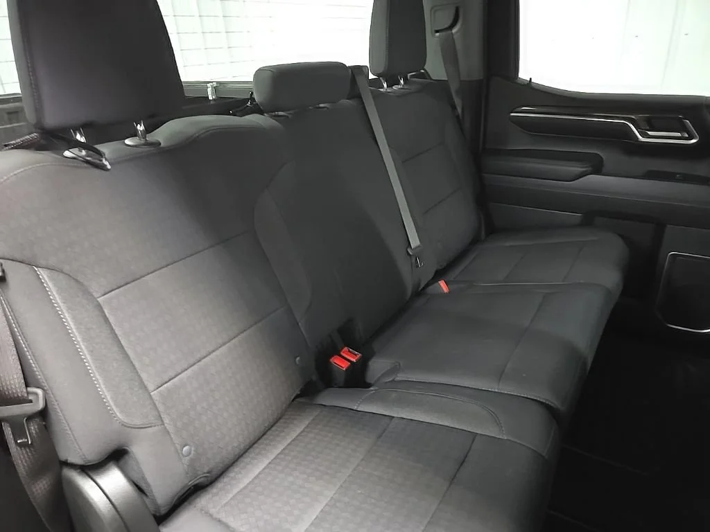 2023 Chevrolet Silverado 1500 RST - Photo 16