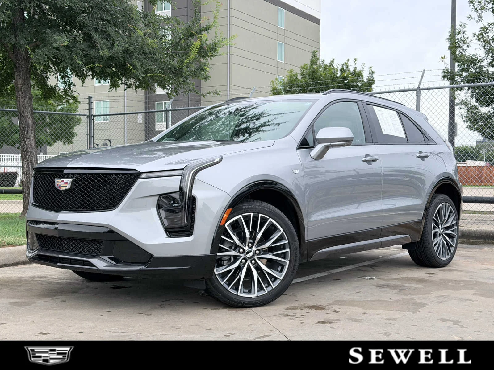 2024 Cadillac XT4 Sport's photo