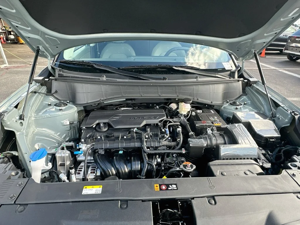 New 2027 Iceberg Green Kia S image 27
