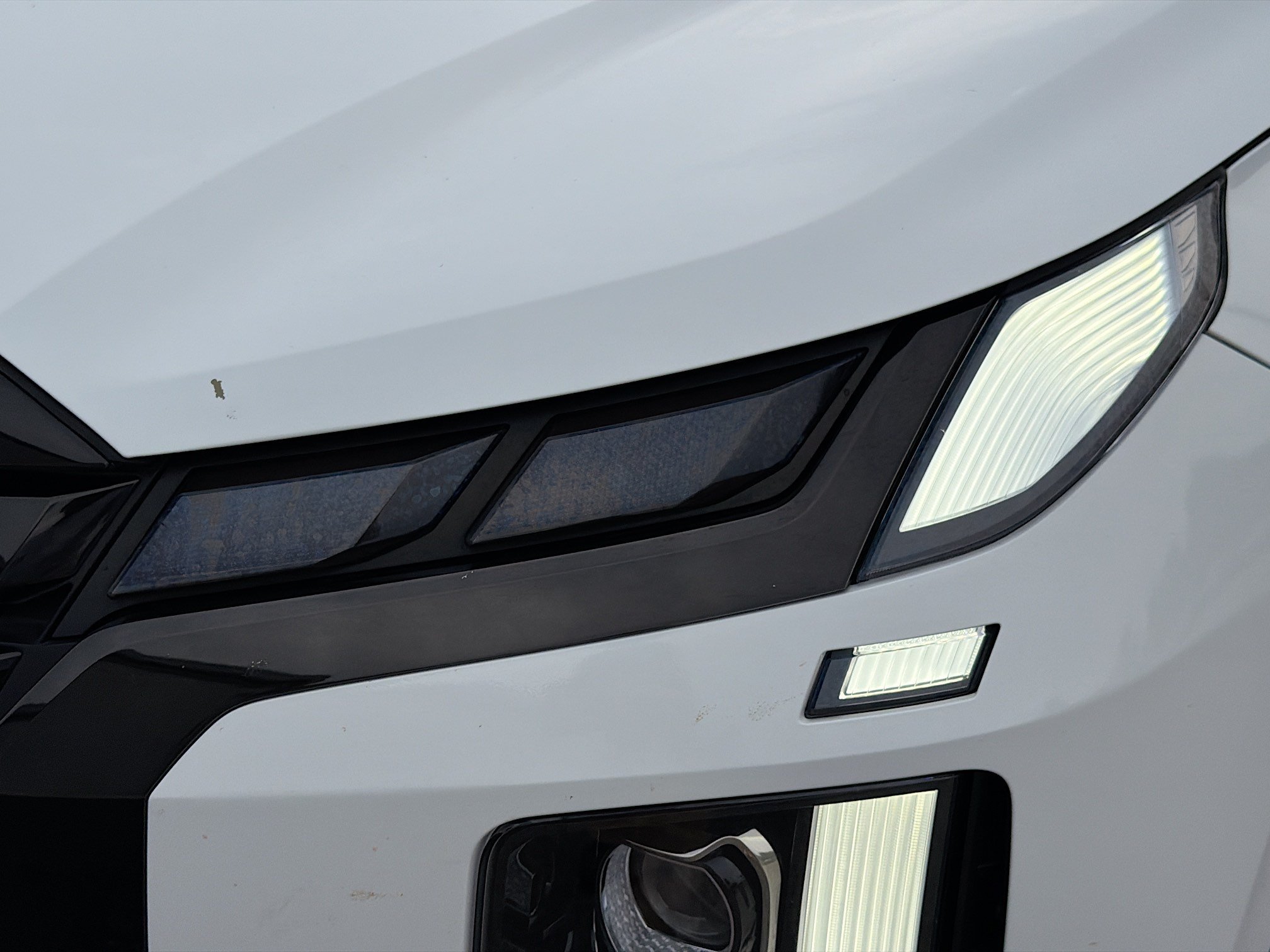 Used 2024 Hyper White Hyundai Limited image 9