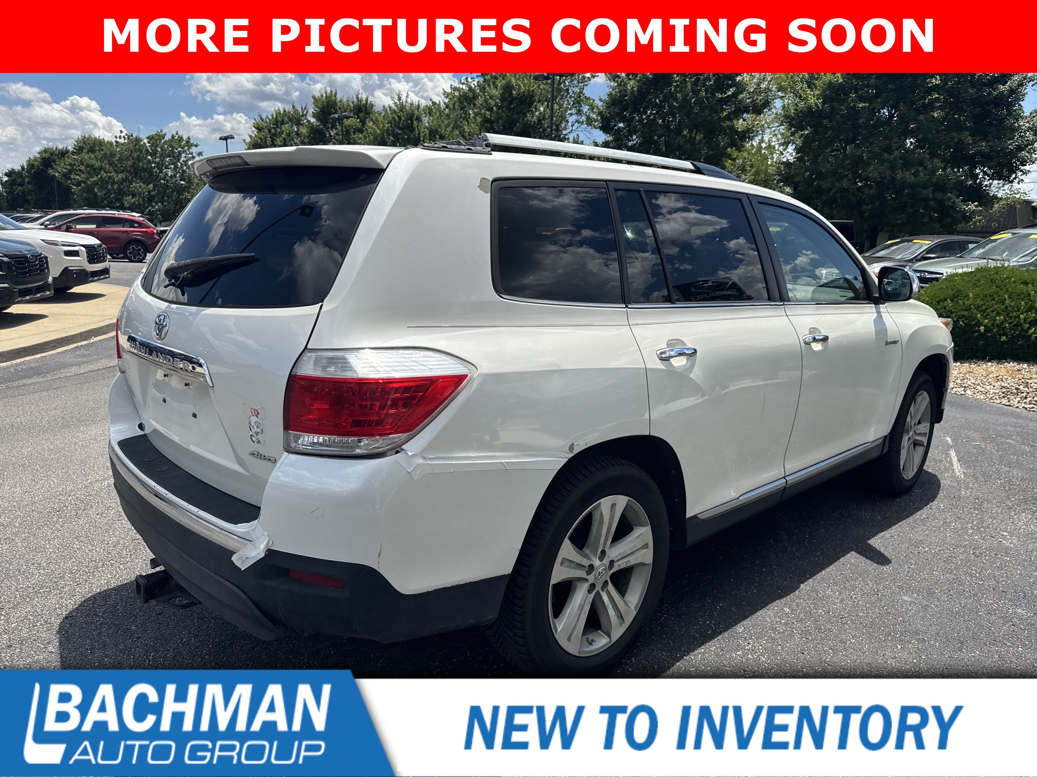 Used 2013 Blizzard Pearl Toyota Limited image 3