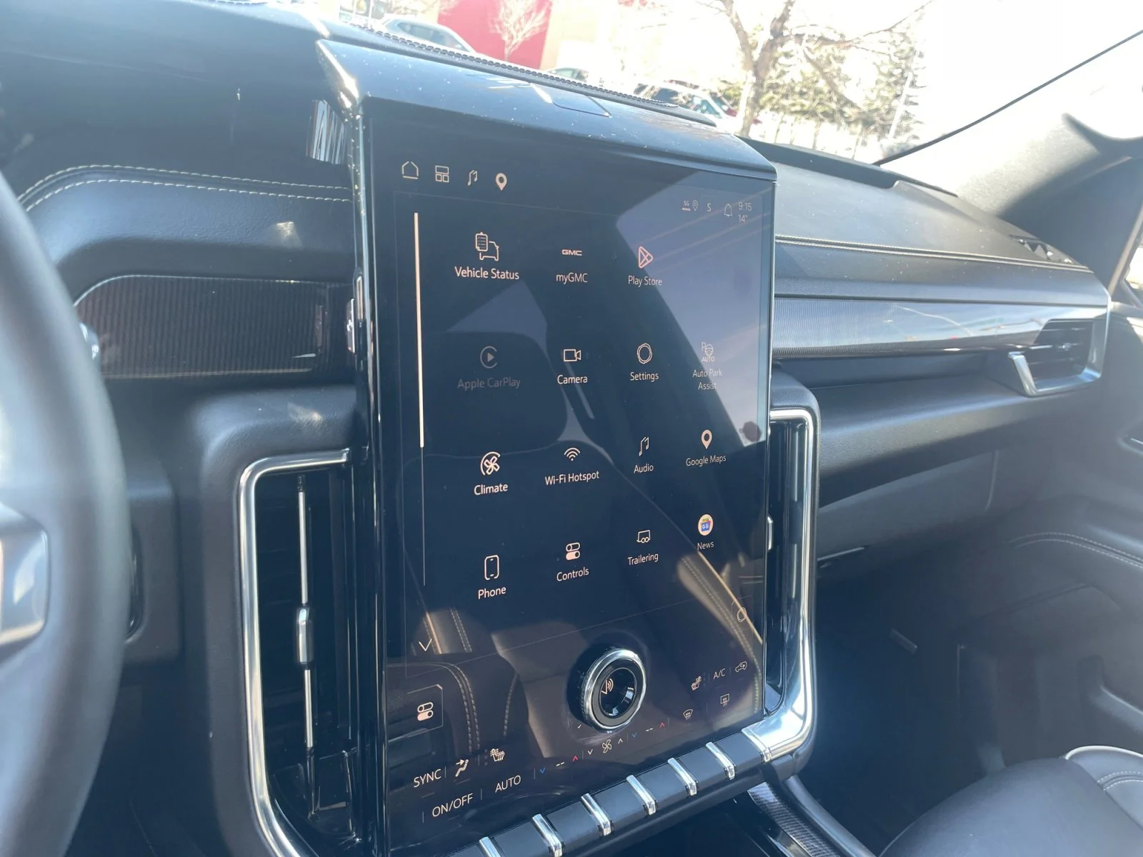 Used 2025 ONYX BLACK GMC Elevation 4WD image 25