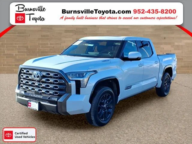 Certified Used 2026 WIND CHILL PEARL Toyota  image 8