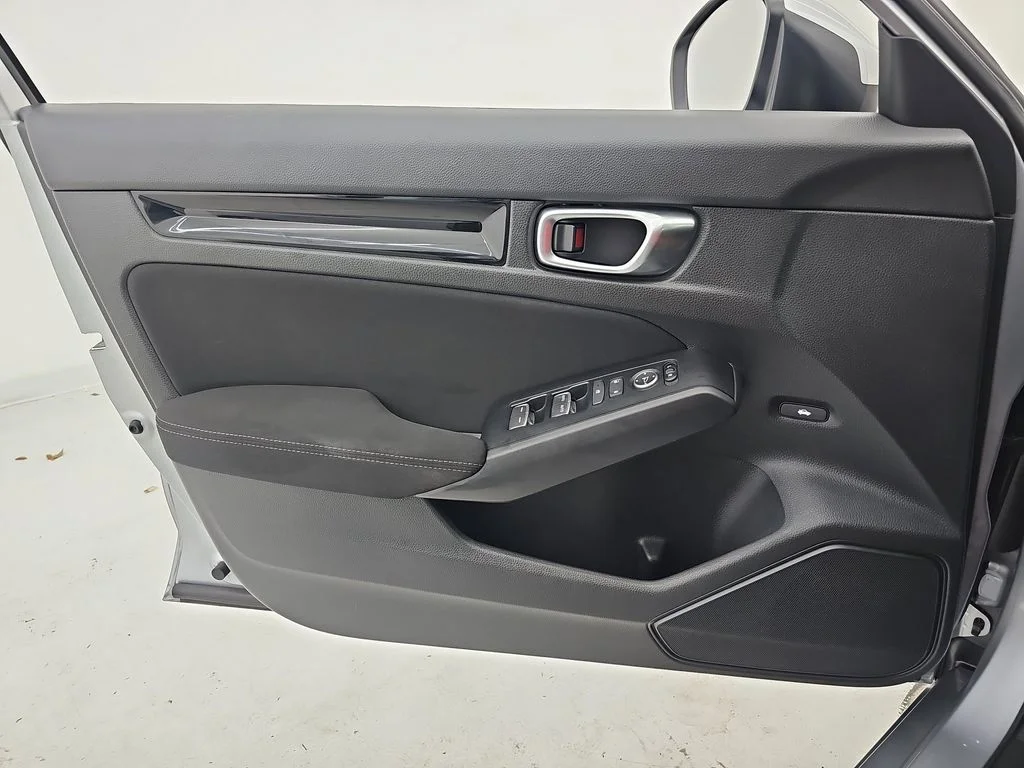 2023 Honda Civic EX - Photo 32