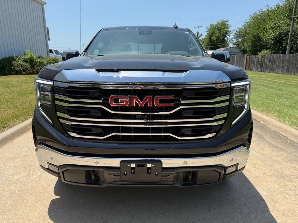 New 2026 Onyx Black GMC SLT image 8