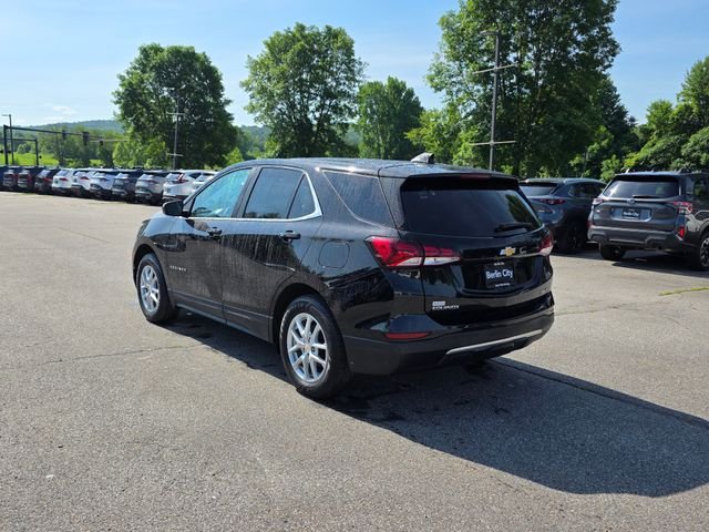 Used 2022 Black Metallic Chevrolet LT image 6