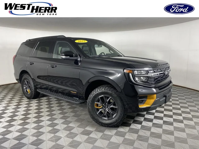 2025 Ford Expedition TREMOR®