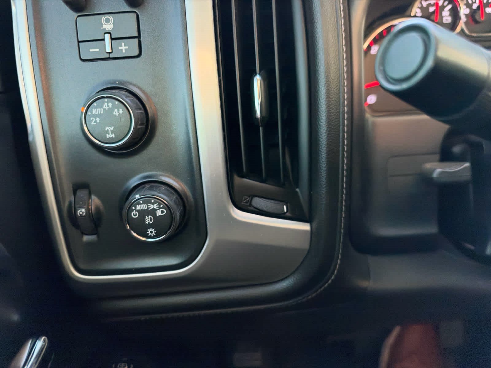 Used 2015 STONE BLUE METALLIC GMC SLT image 13