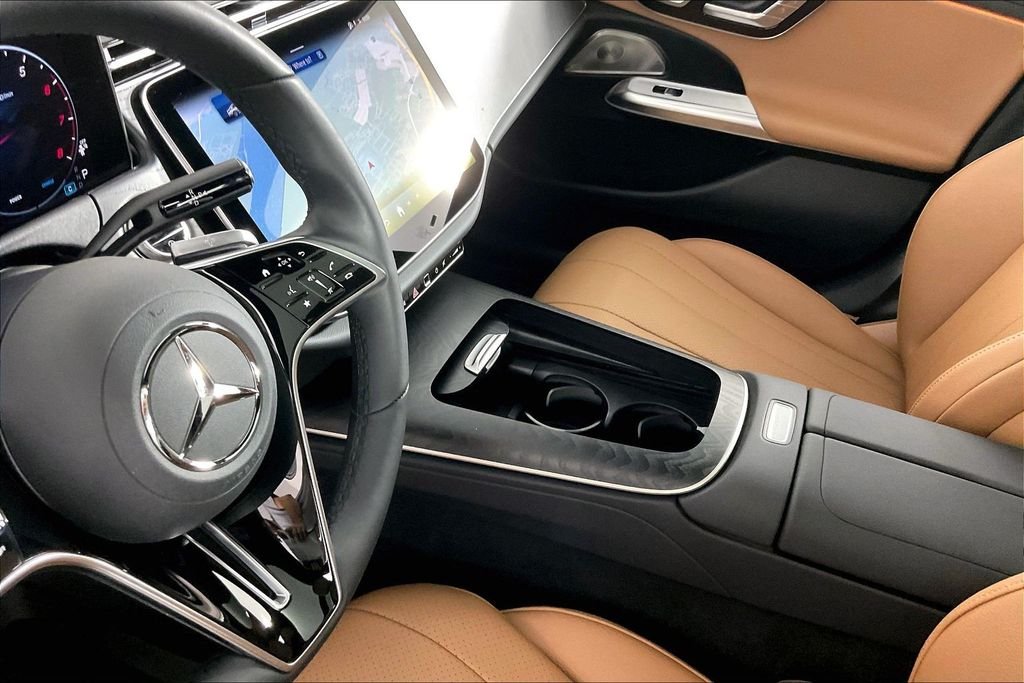 2026 Mercedes-Benz E-Class E450 - Photo 12
