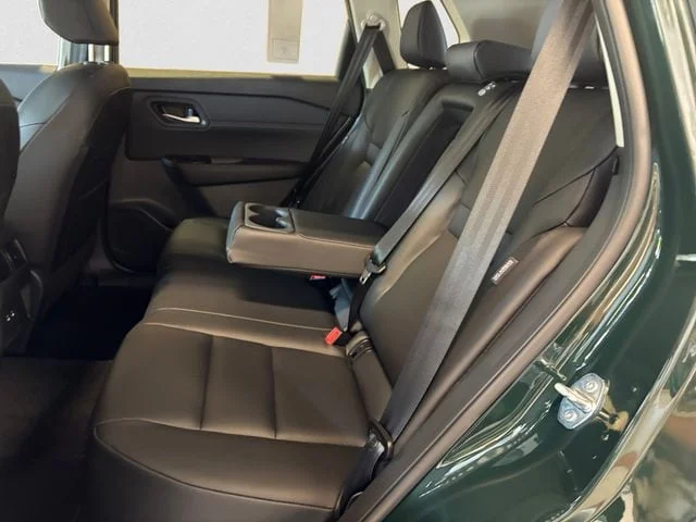 New 2026 Obsidian Green Nissan Dark Armor image 14