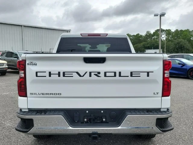 2023 Chevrolet Silverado 1500 LT - Photo 11