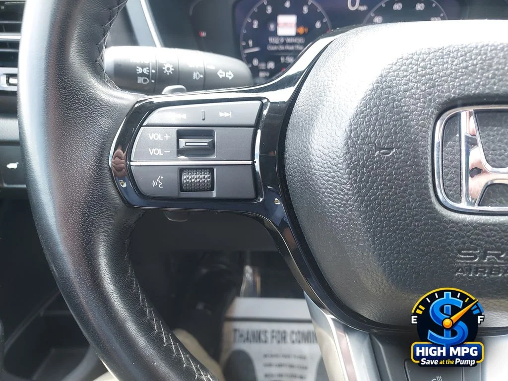 Certified Used 2024 Crystal Black Pearl Honda AWD ELITE image 11