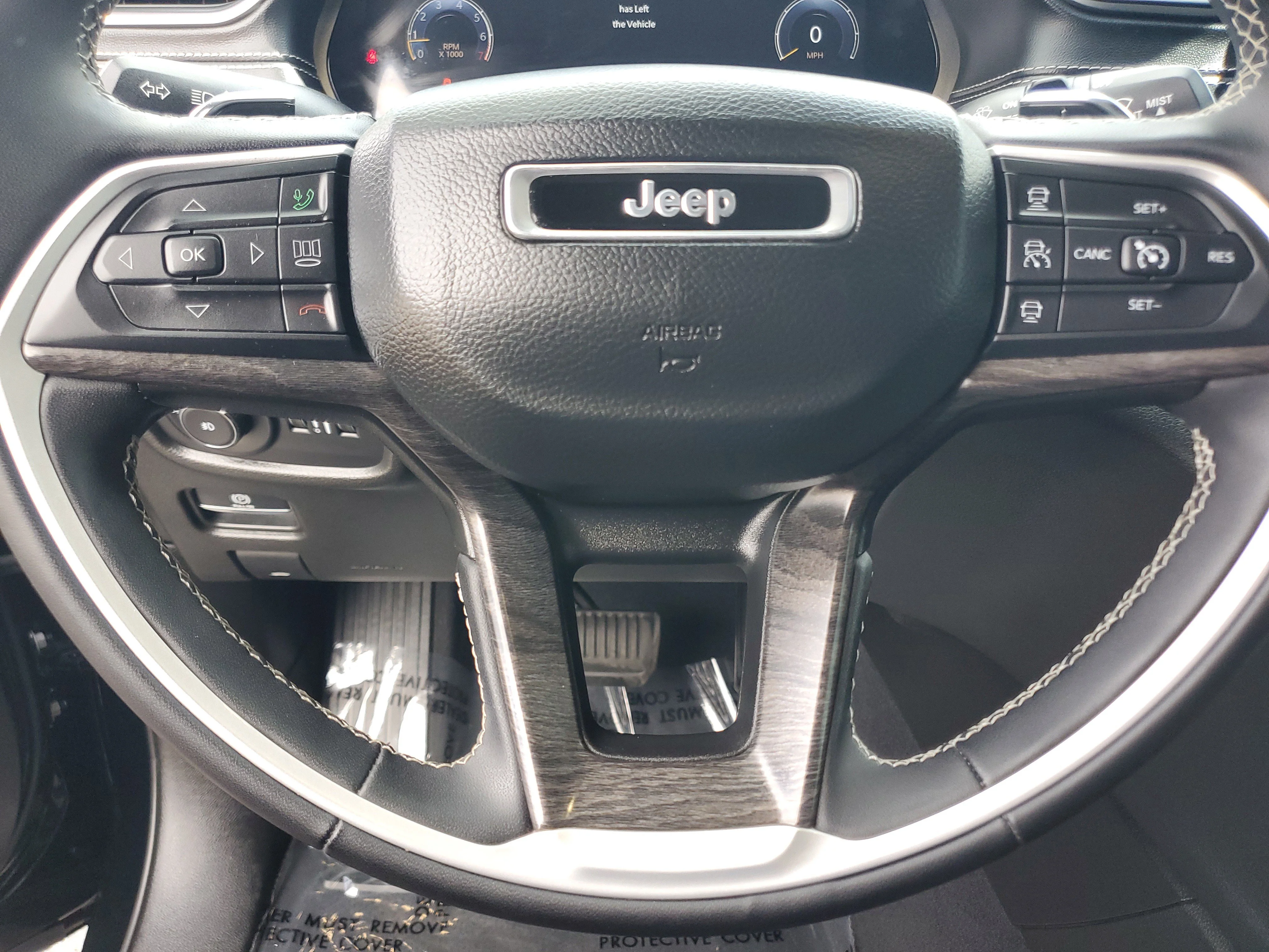Certified Used 2023 Black Jeep Limited image 23