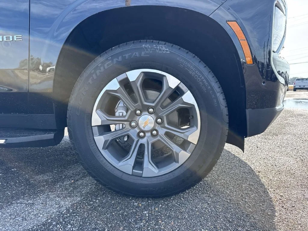 2026 Chevrolet Tahoe LS - Photo 14