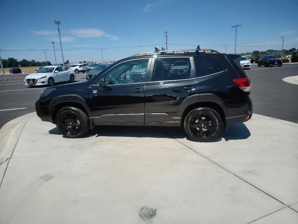 Certified Used 2024 Crystal Black Silica Subaru Wilderness image 6