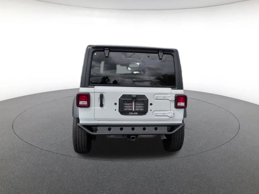 Certified Used 2020 White Jeep Unlimited Sport Altitude image 8