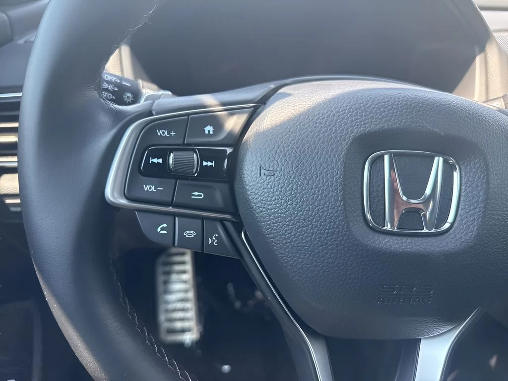 Used 2022  Honda Sport image 14