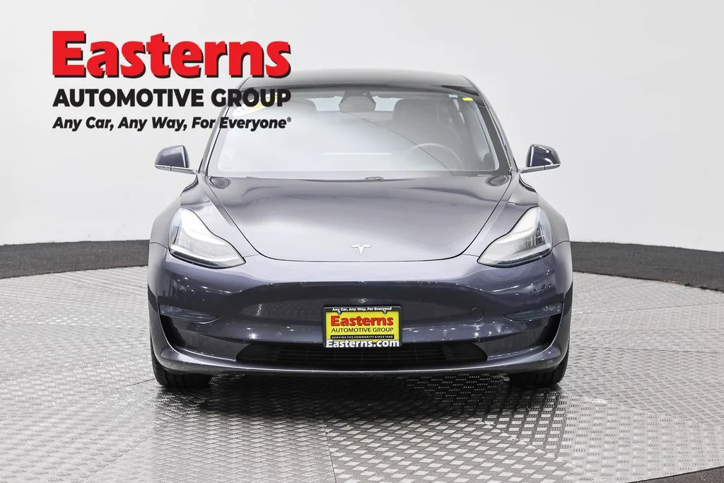 Used 2019 Gray Tesla Long Range image 2