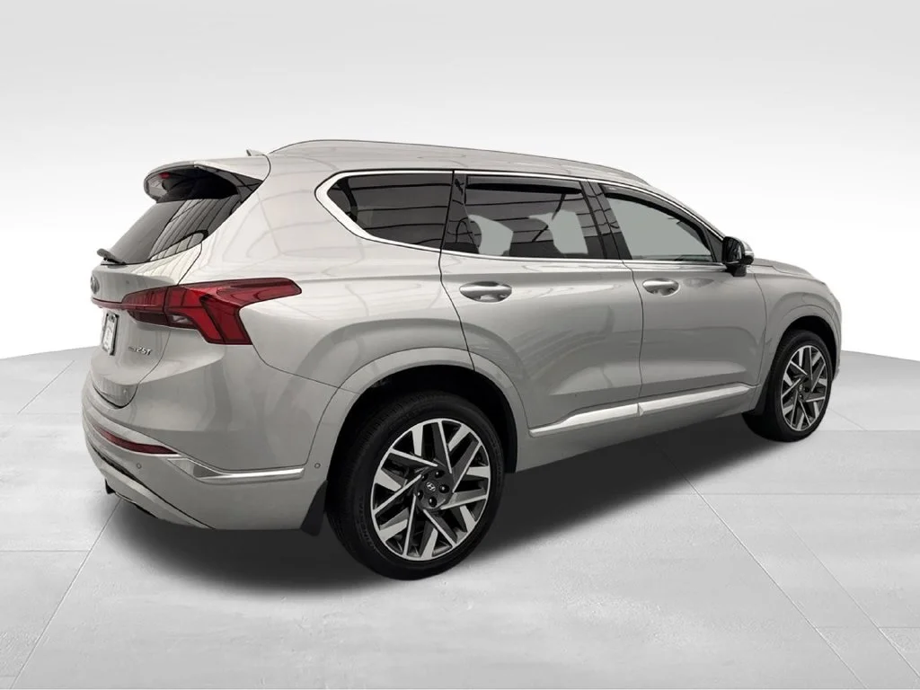 Used 2022 Shimmering Silver Hyundai Calligraphy image 12