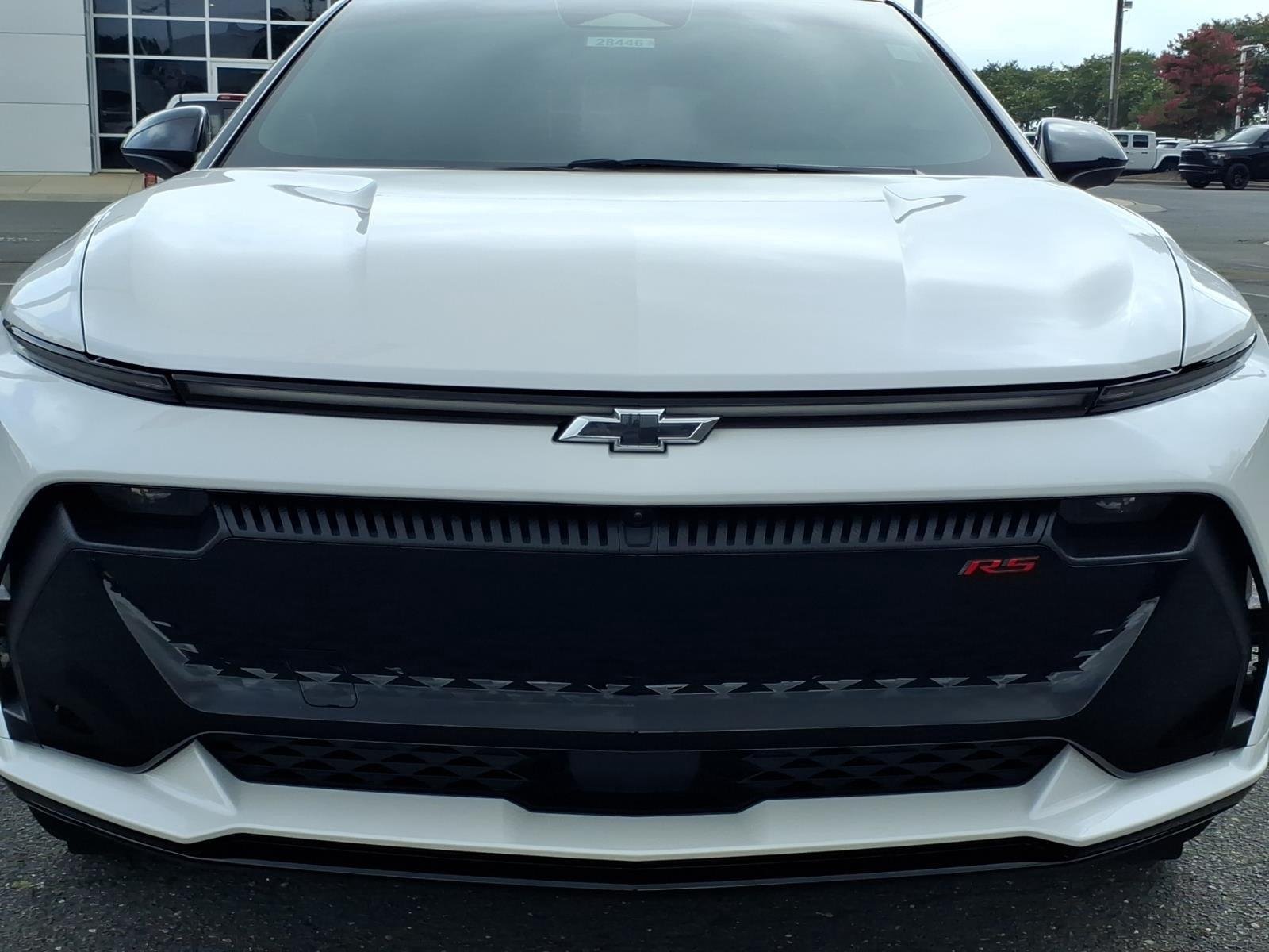 Used 2025 Iridescent Pearl Tricoat Chevrolet RS image 15