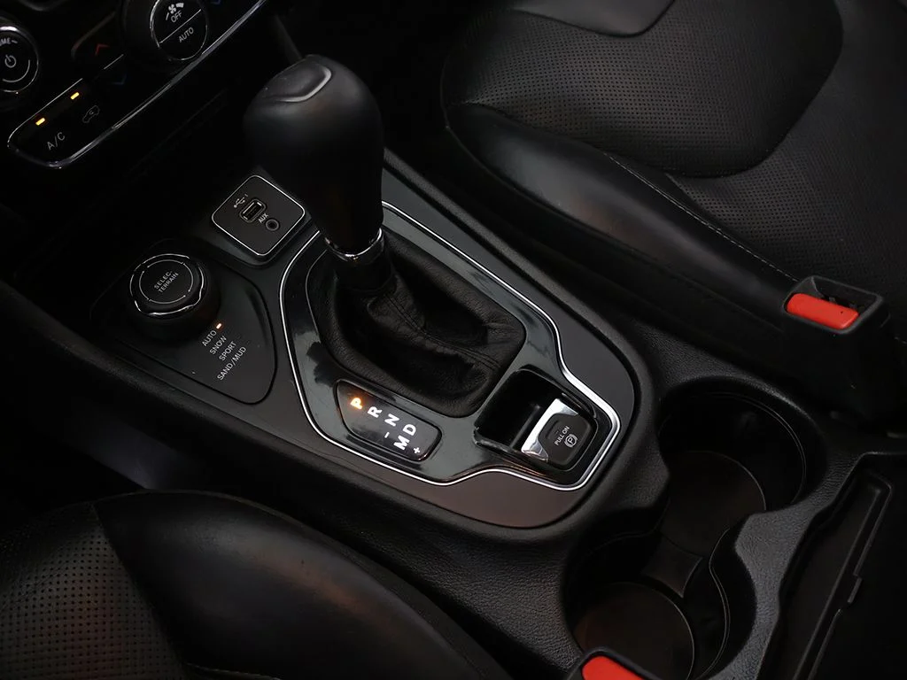 Used 2019 White Jeep Limited image 56