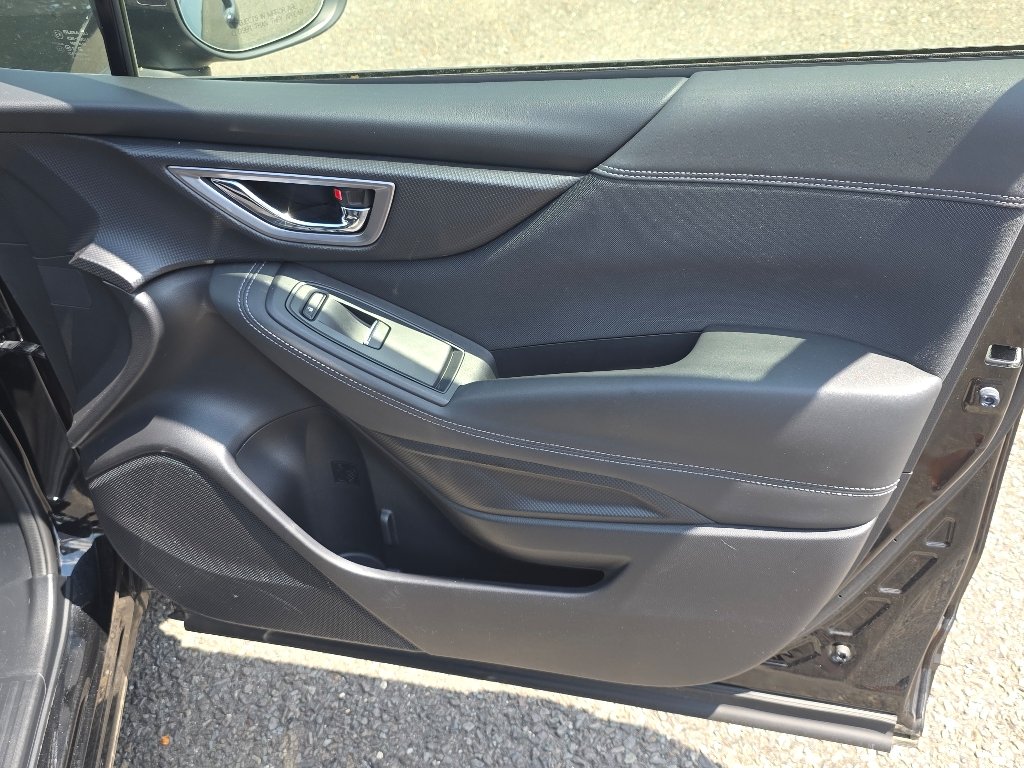 Used 2020 Black Subaru Premium image 15