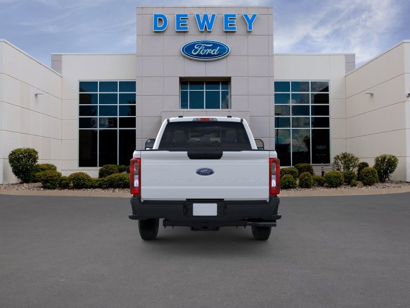 New 2026 Oxford White Ford XL image 5