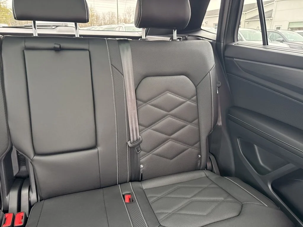 2026 Volkswagen Atlas Cross Sport SE w/Tech - Photo 15