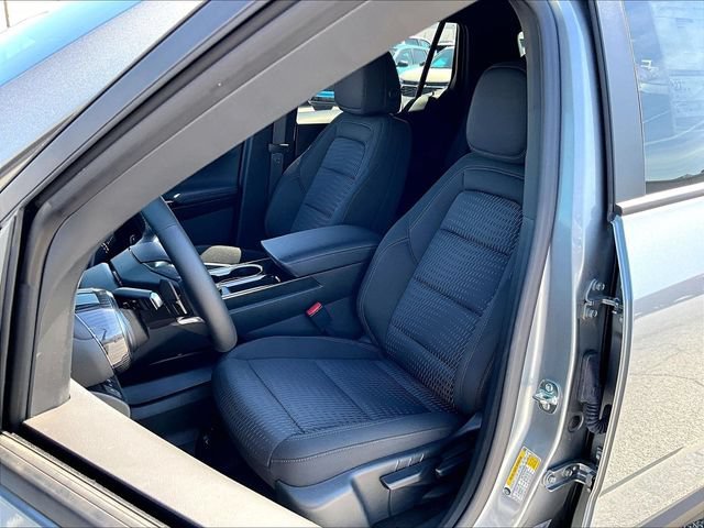 2027 Chevrolet Equinox LT - Photo 7