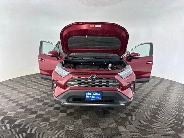 Used 2023 Red Toyota Limited image 15